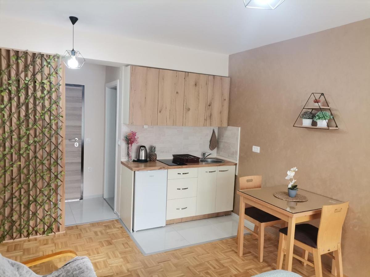 Jana Apartment โอครีด ภายนอก รูปภาพ